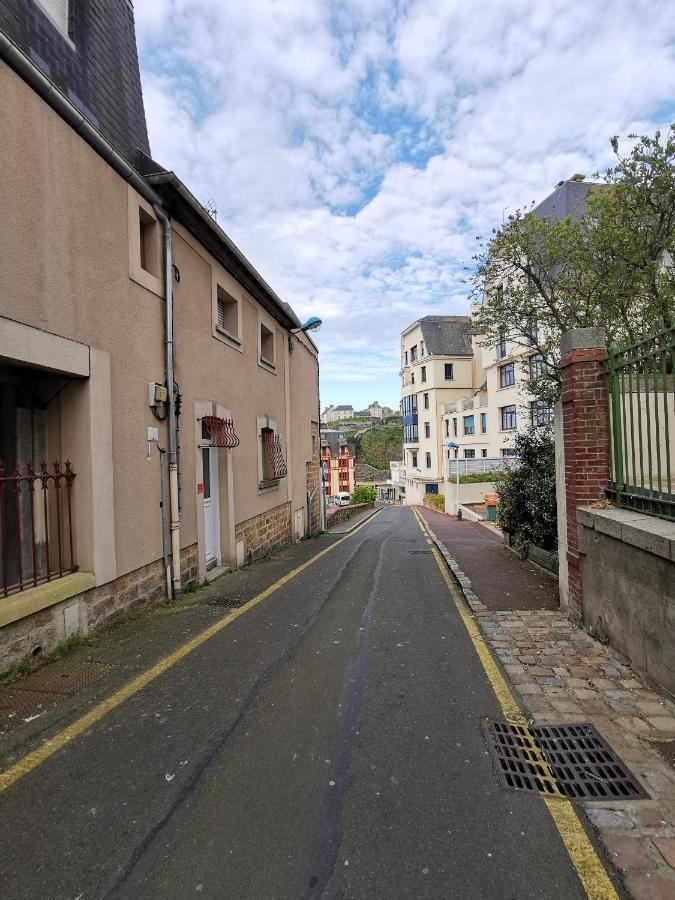 Le Petit Michelet Leilighet Granville Eksteriør bilde